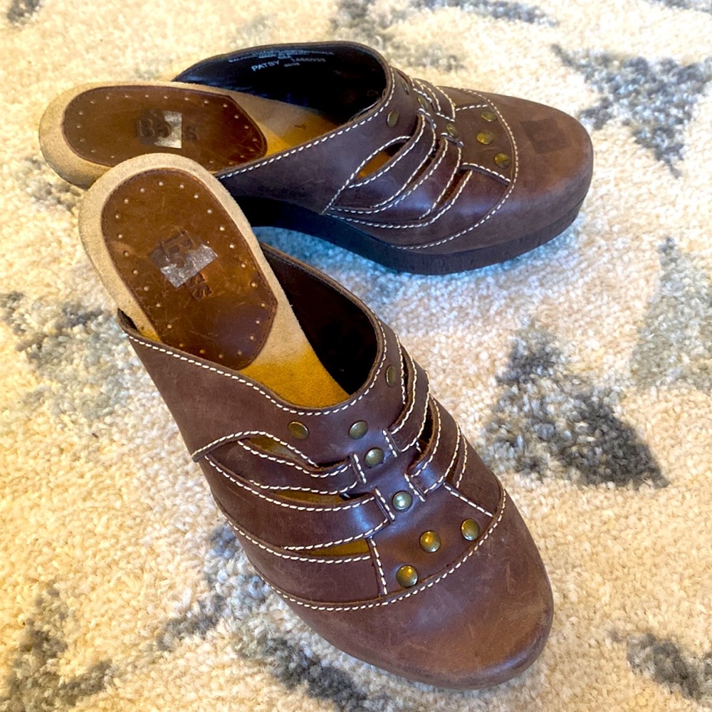 Bass crazyhorse patsy brown wedge shoes. Ladies 6 leather upper. bundle price